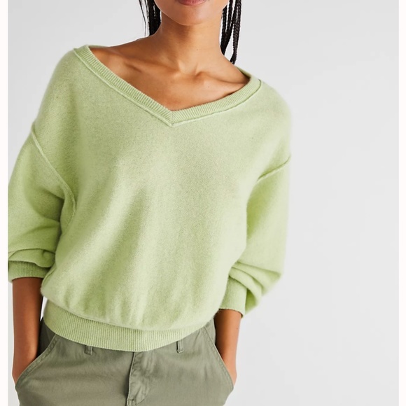 Free People Sweaters - ✨ SALE Free People Love Like This Cashmere Pullover Sweater - Pistachio
